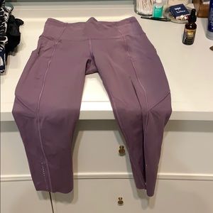 Lululemon lilac crop pants